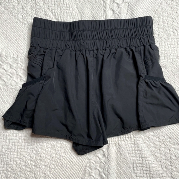 freepeole movment shorts - Picture 1 of 1